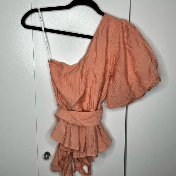 MINKPINK VERA ONE SHOULDER TOP - PINK, SMALL - Picture 3 of 7